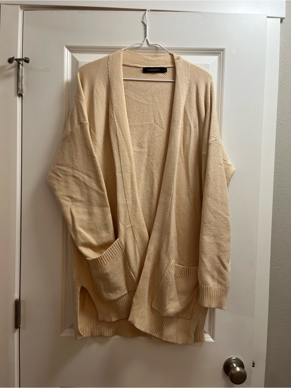 Merokeety Cream Cardigan Sweater